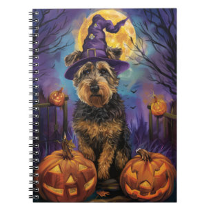 Spooky Airedale Halloween Hexe und Pumpkin Notizblock