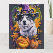 Spooky Akita Halloween Hexe und Pumpkin Karte (Vorderseite)