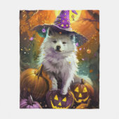 Spooky American Eskimo Halloween Hexe und Pumpkin Fleecedecke (Vorderseite)