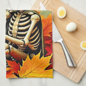 Spooky Autumn Skeleton's Coffee Break Design Geschirrtuch (Viertel Falte)