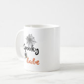 Spooky Babe - Niedliches Halloween-Design Kaffeetasse (Vorderseite Links)