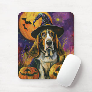 Spooky Basset Hound Halloween Hexe und Kürbiskürbi Mousepad
