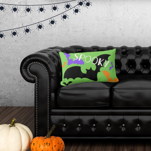 Spooky Bats Green Throw Kissen (Von Creator hochgeladen)