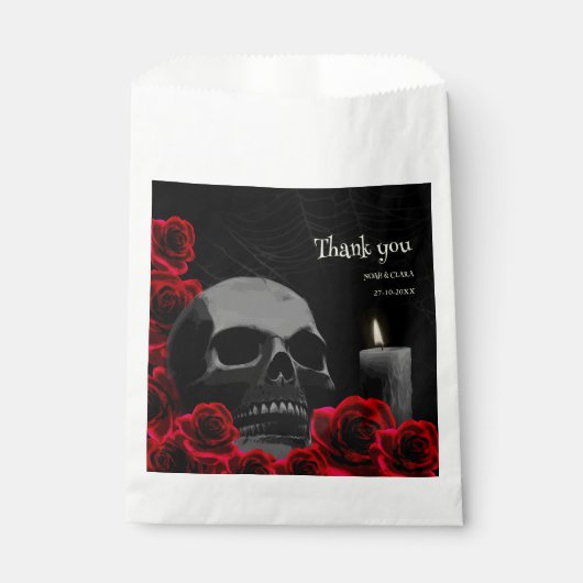 Spooky Black and Red Gothull Rose Halloween Geschenktütchen (Vorderseite)