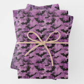 Spooky Black Bat Muster auf grungy Lila Geschenkpapier Set (Beispiel)