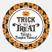 Spooky Black Orange Pumpkin Boy Halloween Geburtst Runder Aufkleber (Vorderseite)