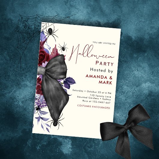 Spooky blühende schwarze Bogen und Spinnen Einladu Einladung