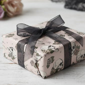 Spooky Blush Pink Blütenröschen Geschenkpapier