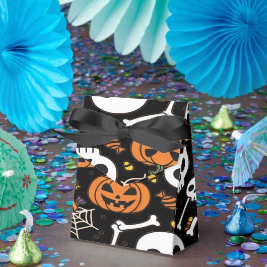 Spooky Bones And Skeletons For Halloween Geschenkschachtel (Party)