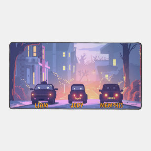Spooky Cars auf der Straße Schreibtischunterlage