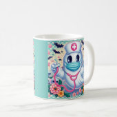 Spooky Cartoon Ghost Nurse: Halloween Art Kaffeetasse (VorderseiteRechts)