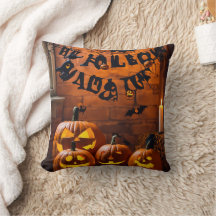 Spooky Chic Halloween-Kissen