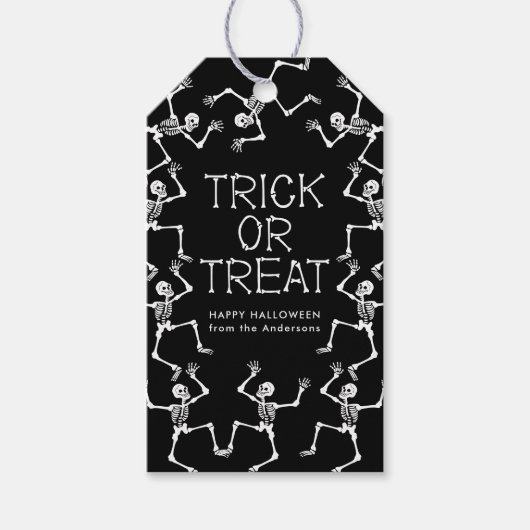Spooky Dancing Skeletons Trick oder Treat Hallowee Geschenkanhänger (Vorderseite)