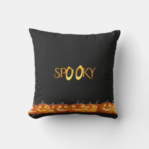 Spooky Eyes und Pumpkins Kissen
