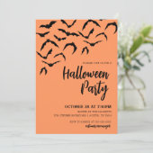 Spooky Flying Bats Halloween-Party Einladung (Stehend Vorderseite)