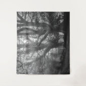 Spooky Forest Black and White Fotografy Wandteppich (Vorderseite)