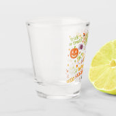 Spooky & Fun Pumpkin - farbenfrohe Halloween-Muste Schnapsglas (Links)