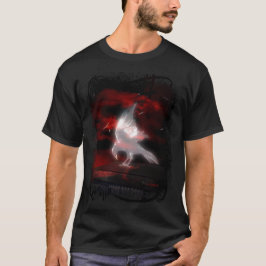 Spooky Ghost Crow mit Rotem Himmel, Wolken und Buc T-Shirt