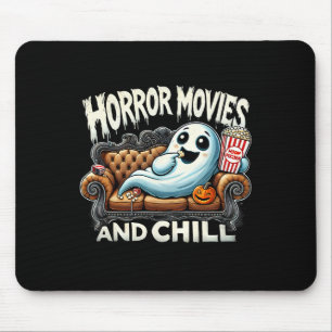 Spooky Ghost Halloween Horror Filme und Chill Mov Mousepad