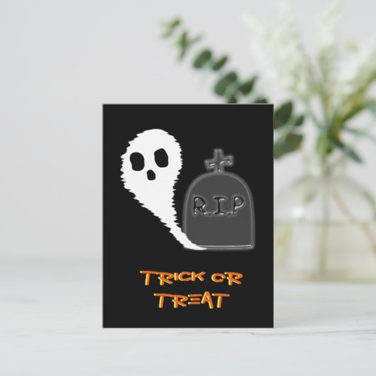 Spooky Ghost mit Grau Halloween Holiday Postkarte (Stehend Vorderseite)