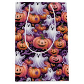 Spooky Ghosts and Pumpkins Halloween Pattern Mittlere Geschenktüte (Vorderseite)