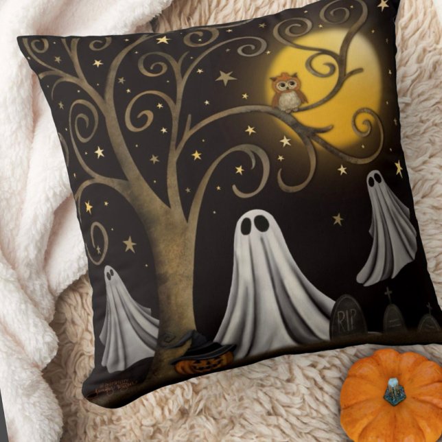 Spooky Ghosts Halloween Night Moon Tree Kissen (Scary ghosts Halloween Inspirivity pillow. )