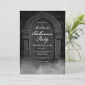 Spooky Grabstein & Fog Halloween-Party Einladung (Stehend Vorderseite)