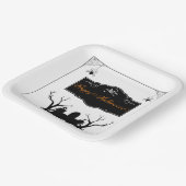 Spooky Graveyard Halloween Pappteller (Gewinkelt)