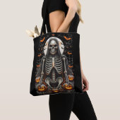 Spooky Grim Skeleton & Glows Pumpkins Halloween Tasche (Von Nahem)