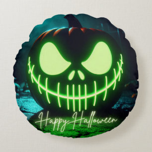 Spooky grün leuchtender Halloweenkürbis Rundes Kissen