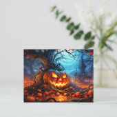 Spooky Gwer Pumpkin im Wald Postkarte (Stehend Vorderseite)