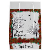 Spooky Halloween Bäume Foliage Border Personalize Mittlere Geschenktüte (Rückseite)