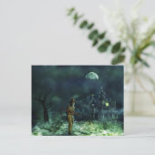 Spooky Halloween Grim Sensenmann und Spuk Haus Postkarte (Stehend Vorderseite)