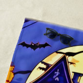 Spooky Halloween Mansion Artwork Strandtuch (Beispiel)