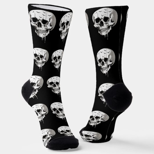 Spooky Halloween Melting Cranium With Bat Imagery Socken (Gewinkelt)