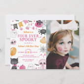 Spooky Halloween Niedlich Ghost 4. Geburtstag Foto Einladung (Vorderseite)