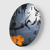 Spooky Halloween Night Szene Große Wanduhr (Winkel)