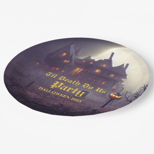 Spooky-Halloween-Party Pappteller (Schrägansicht)