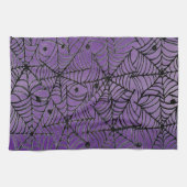 Spooky Halloween Spider Webs auf Lila Geschirrtuch (Horizontal)