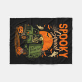 Spooky Halloween Squad Skeleton Driving Garbage Tr Fleecedecke (Vorderseite (Horizontal))