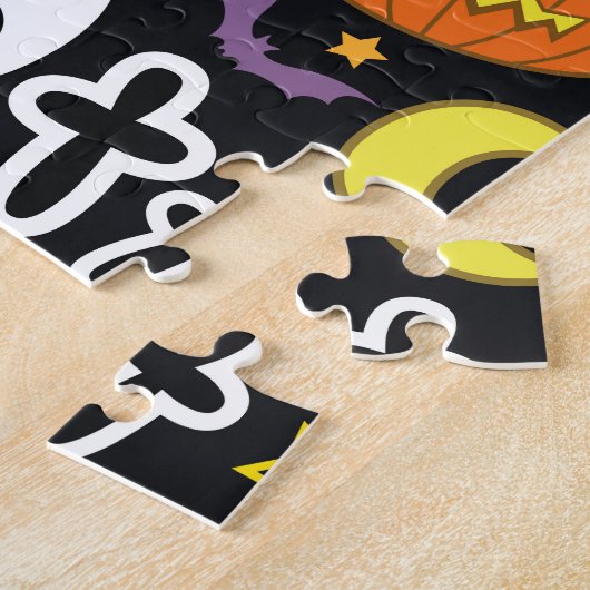 Spooky Halloween: Thematisches Hintergrunddesign. Puzzle (Seite)