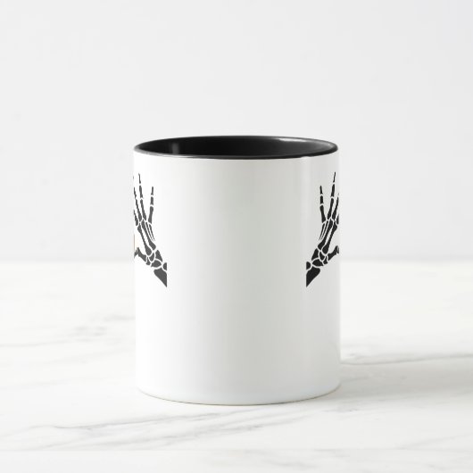 Spooky Heart Hands Classic Tasse (Zentrum)