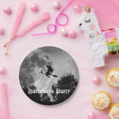 Spooky Hexe auf Broom Full Moon Halloween Pappteller (Party)