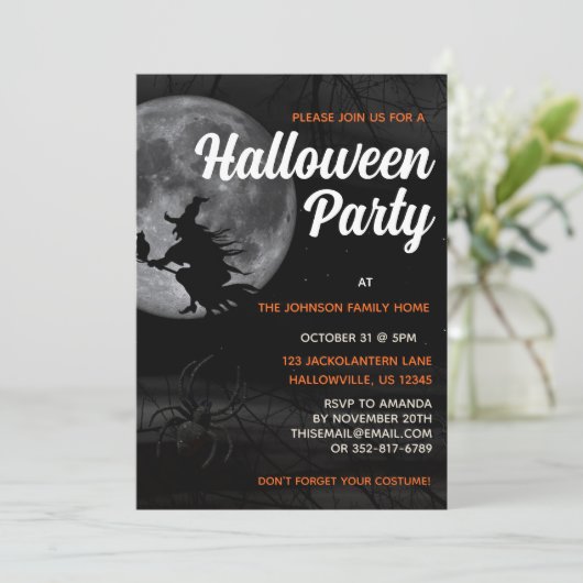 Spooky Hexe und Spider Halloween-Party Einladung (Stehend Vorderseite)