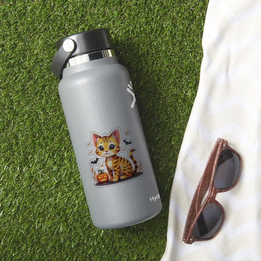 Spooky Kawaii Bengalisch Kitten - Chibi Style Aufkleber (HydroFlask Insitu)