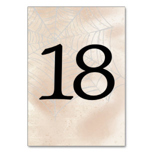 Spooky Little Couple Tischnummer 18