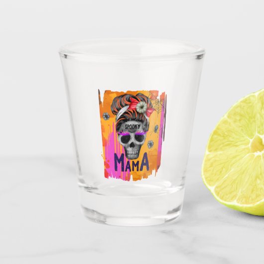 Spooky Mama - Messy Bun Skull Schnapsglas (Vorderseite)