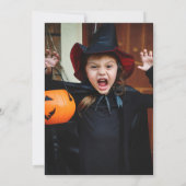 Spooky Mansion Halloween Kostüm Party Lila Einladung (Rückseite)