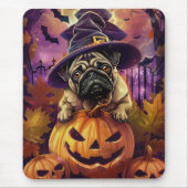 Spooky Mops Halloween Hexe und Kürbis Mousepad (Vorne)