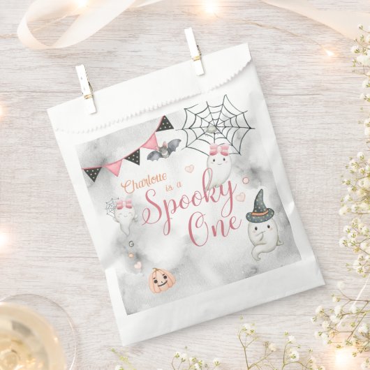 Spooky One Girl Halloween 1. Geburtstag Geschenktütchen (Ausgeschnitten)
